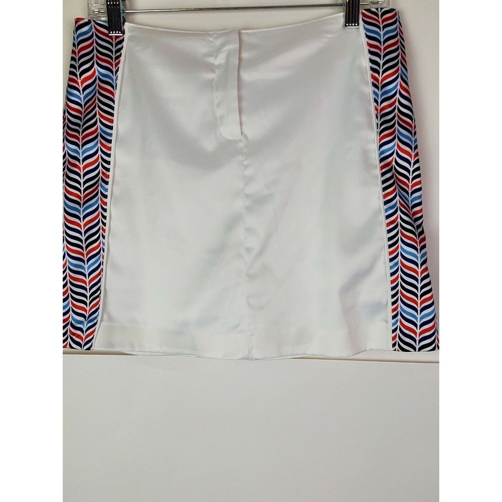 Izod Women's Size 4 Golf Skort White Satin with Built-In Shorts